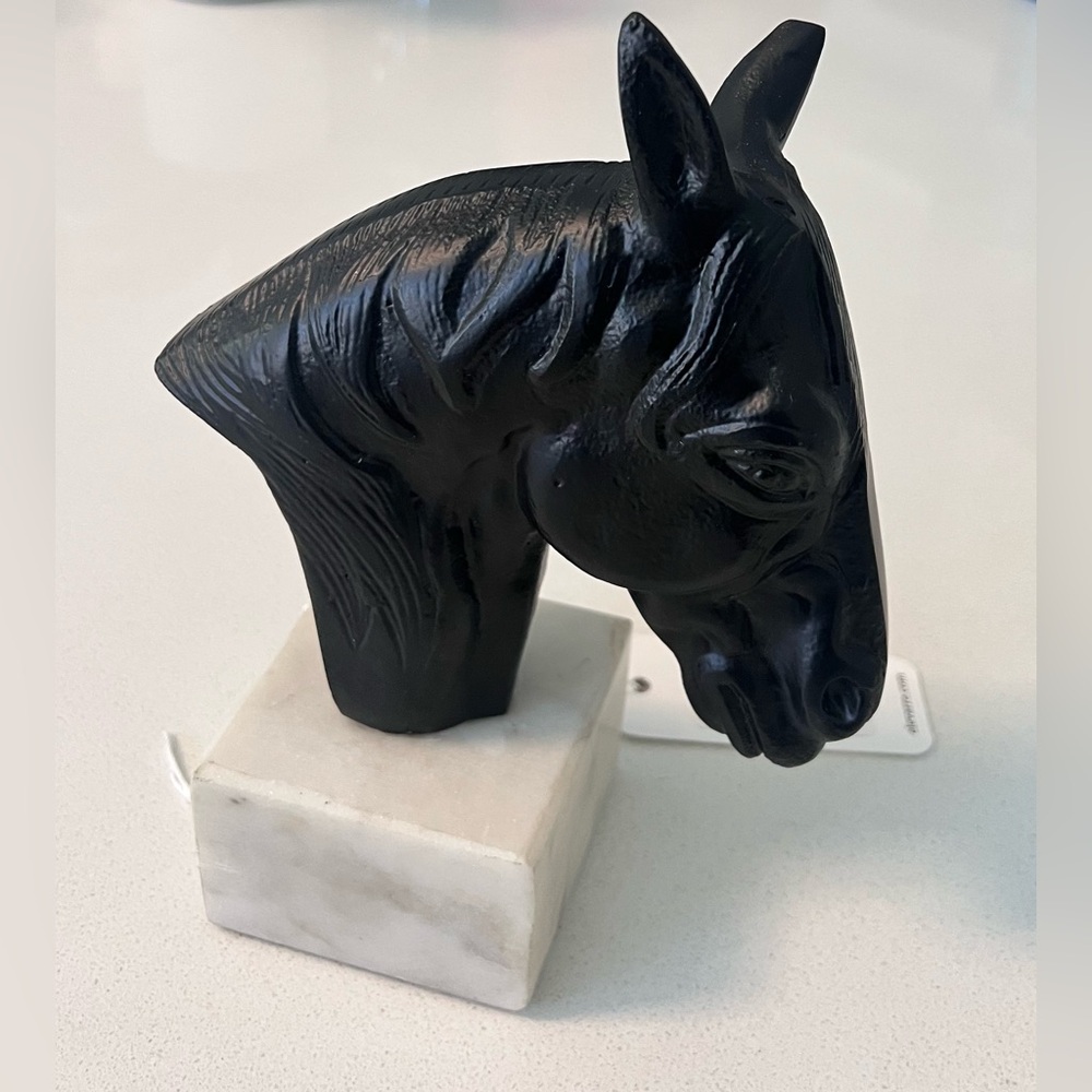 Sagebrook Home Rossi Metal Horse‎ Head Sculpture Marble Base 8.5” X 7”